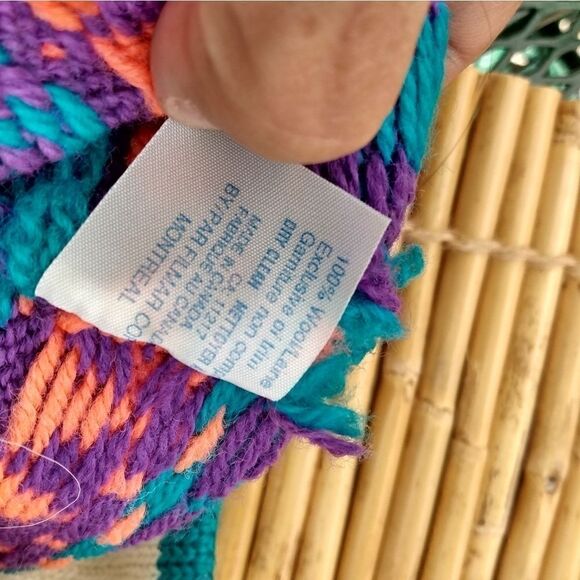 NWOT CAPELLO Multicolored Zigzag 100% Wool Winter Hat Made in Canada - Picture 3 of 9
